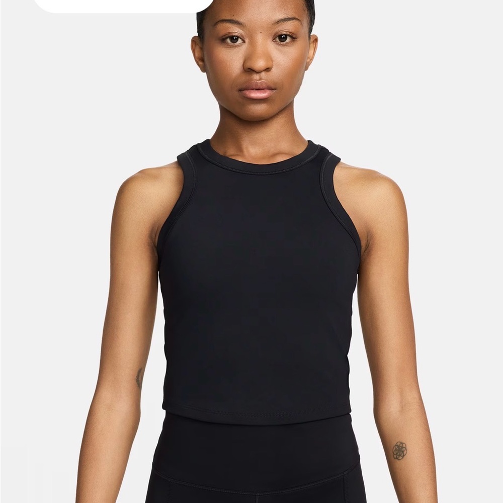 Nike Women's Black Dri-FIT Cropped Tank Top - Small